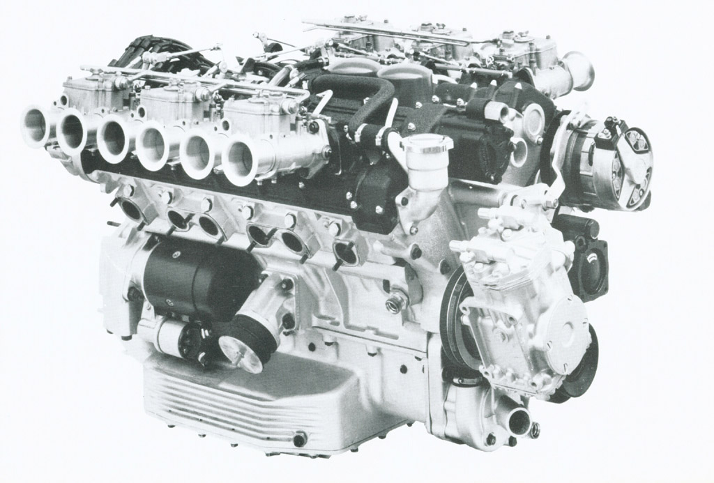 Engine of 365 GTC/4